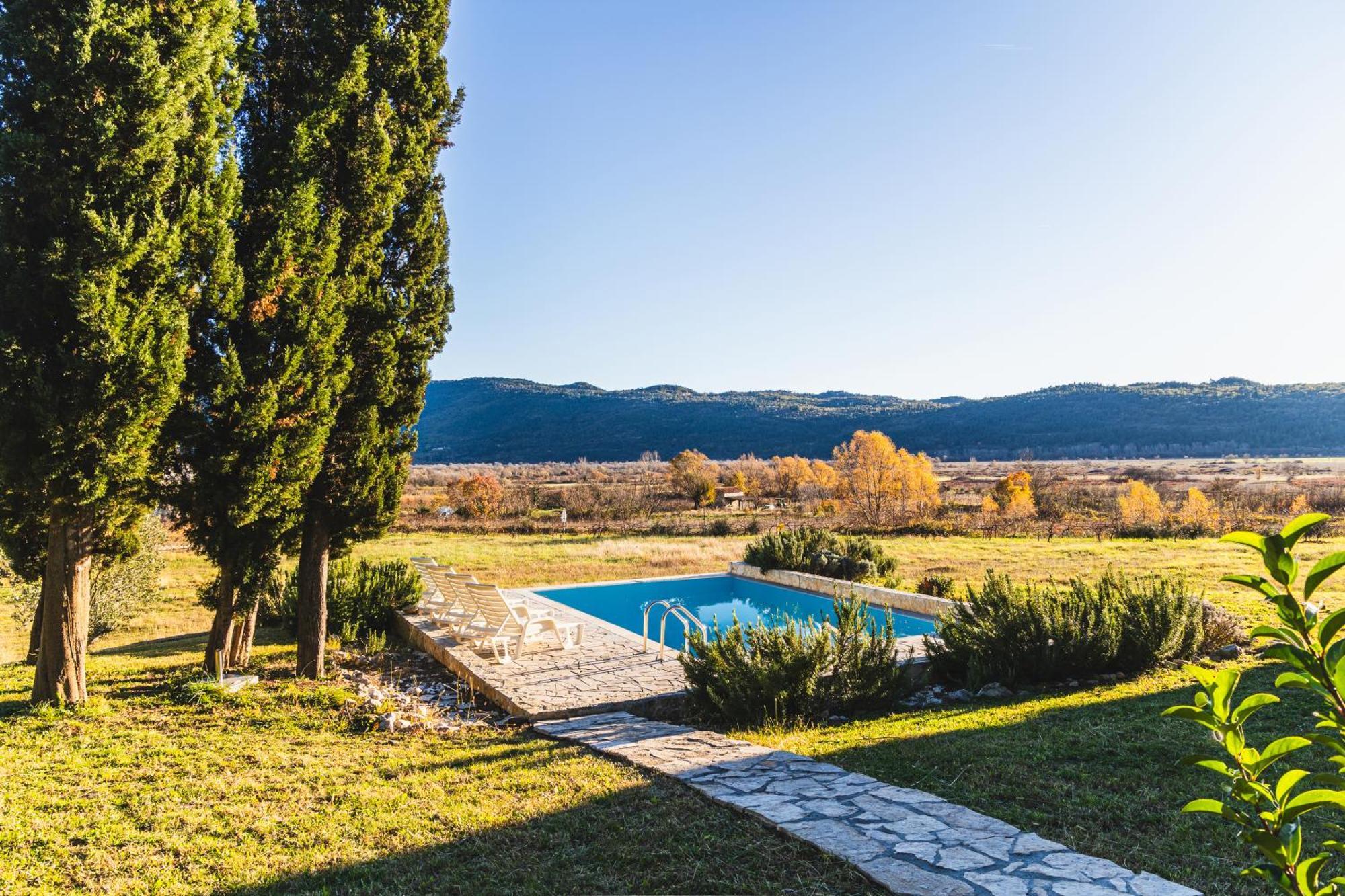 Country House Uros In Nature With Pool Lovorno Ngoại thất bức ảnh