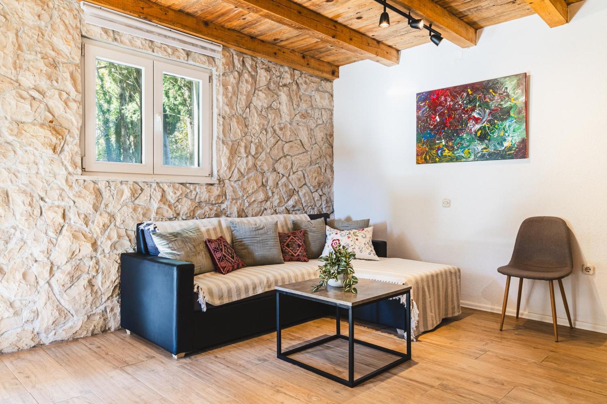 Country House Uros In Nature With Pool Lovorno Ngoại thất bức ảnh