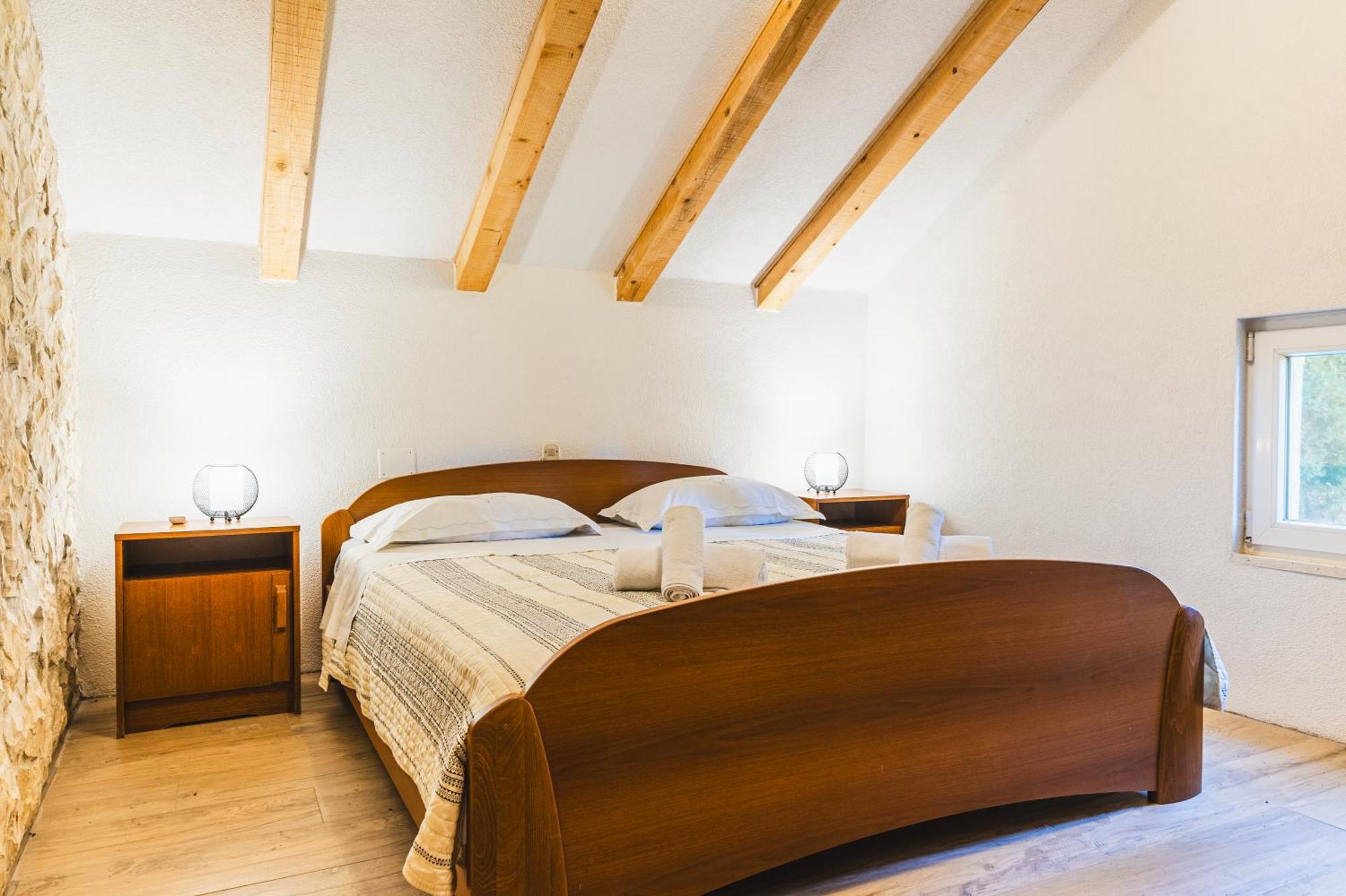 Country House Uros In Nature With Pool Lovorno Ngoại thất bức ảnh